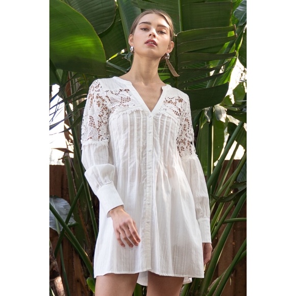 POL Ivory Woven Cotton and Lace Pleated Button Down Tunic Top - Picture 9 of 9
